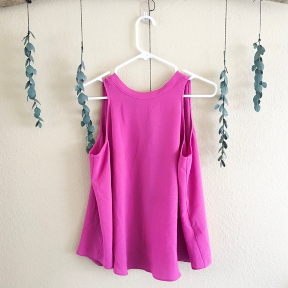 Rose & Olive Tops - Open back flowy magneta top